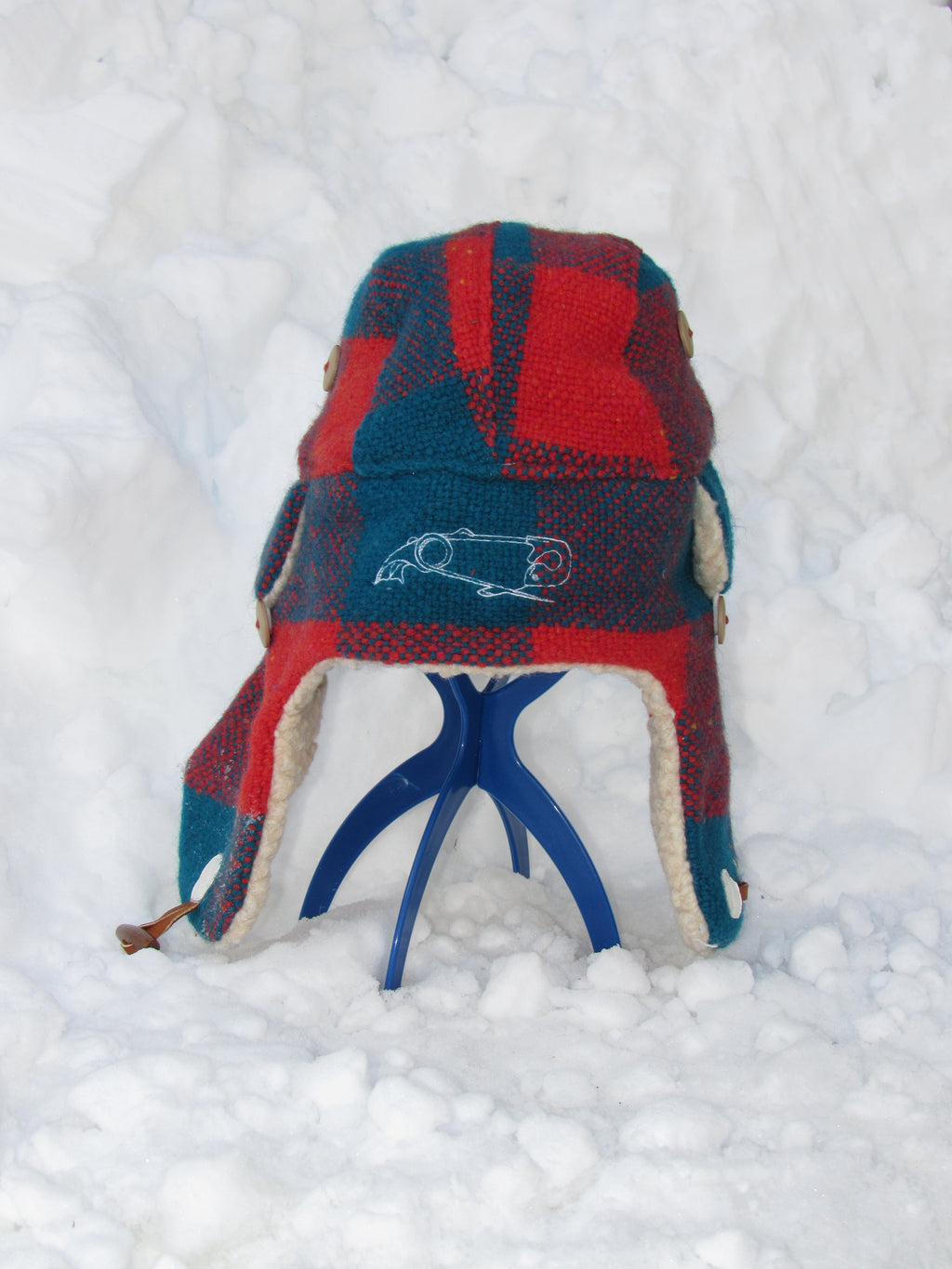 woven blanket scrapper hat